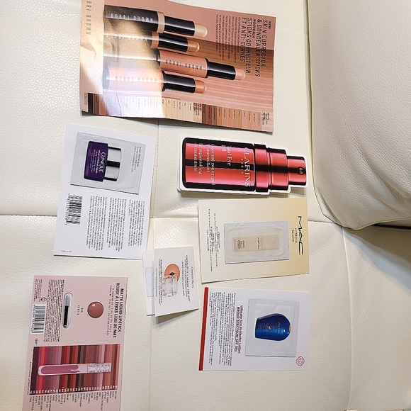 Beauty Samples - Picture 4 of 5